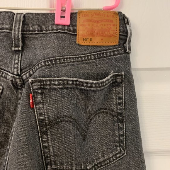 Levi’s Aritzia 501 Skinny in Size 26 - Picture 13 of 16